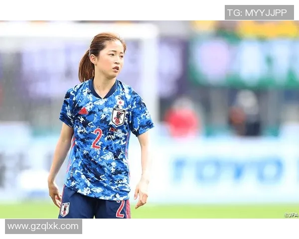 日本长发足球女星的魅力与实力并存展现青春活力与竞技精神