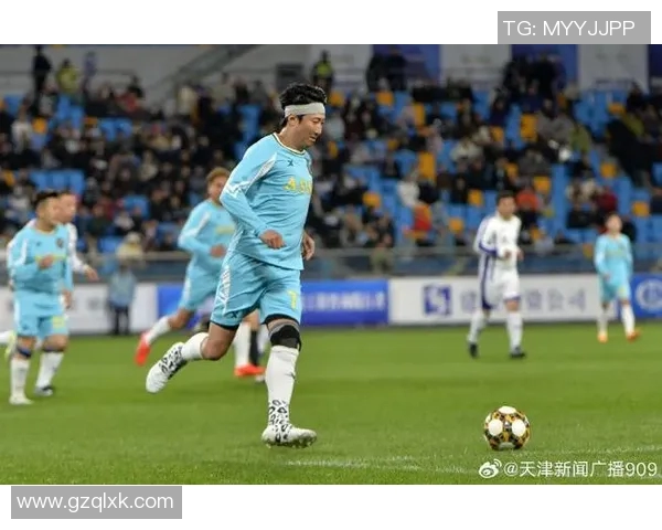 梦中奇遇与足球明星同场竞技的精彩瞬间 梦中奇遇与足球明星同场竞技的精彩瞬间