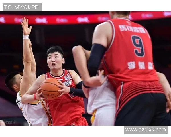 西安篮球队与南京篮球队赛后复盘分析战术对决与关键表现